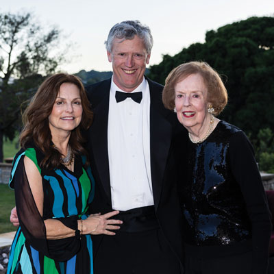 Ann Crump (right) and her son Stephen (middle) and daughter-in-law Lisa (left)